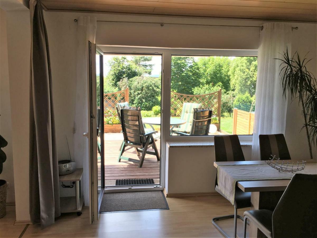 Ferienwohnung Familie Slepitzka Niedenstein Exteriör bild